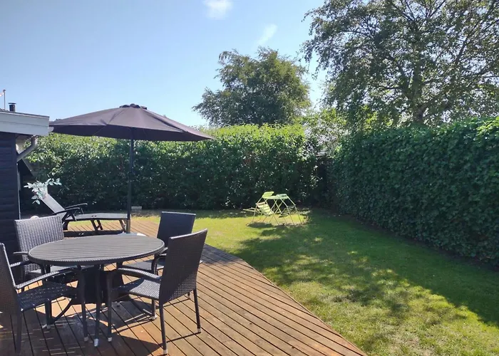 Tyyni - 75m From The Sea By Interhome